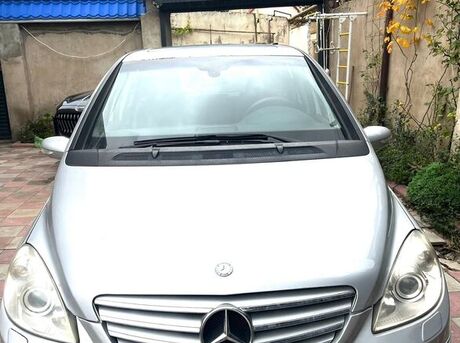 Mercedes B 200 2006