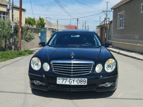 Mercedes E 280