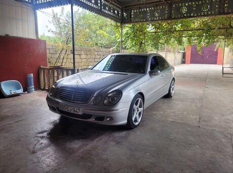 Mercedes E 240 2002