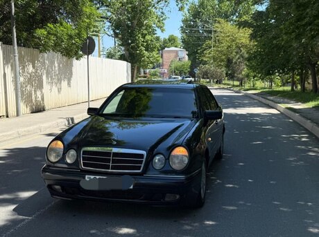 Mercedes E 240 1998