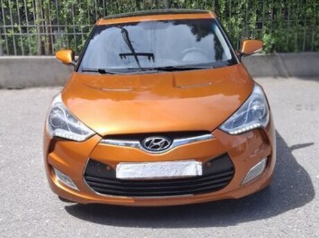 Hyundai Veloster 2012