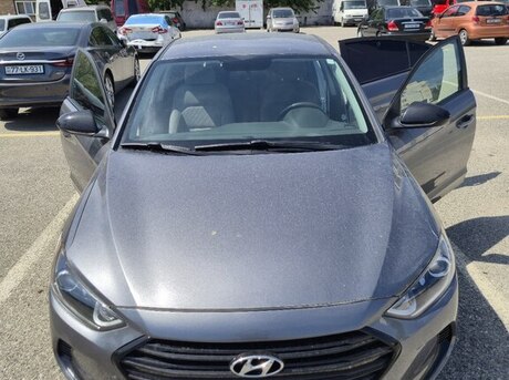 Hyundai Elantra 2017