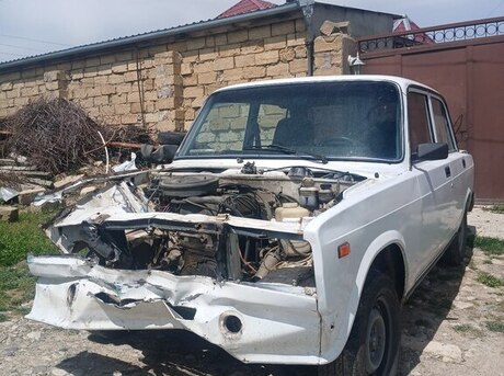 LADA (VAZ) 2107 1999