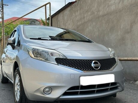 Nissan Note 2015