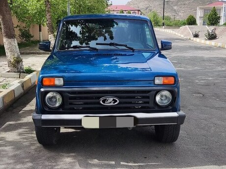 LADA (VAZ) Niva 2013