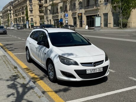Opel Astra 2013