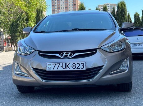 Hyundai Elantra 2015