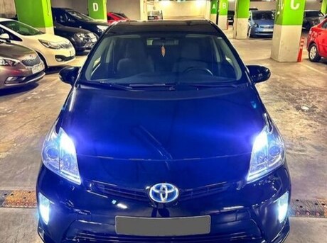 Toyota Prius 2015