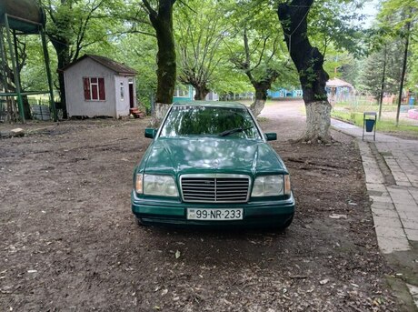Mercedes E 200 d 1993