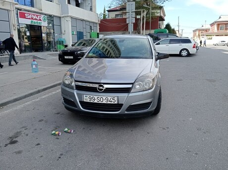 Opel Astra 2004