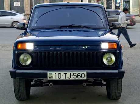 LADA (VAZ) Niva 2011