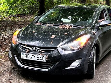 Hyundai Elantra 2011