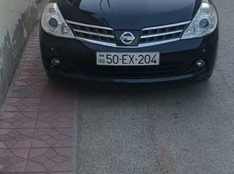 Nissan Tiida 2011