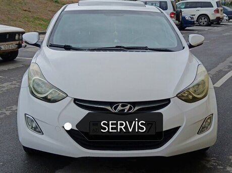 Hyundai Elantra 2013