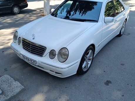 Mercedes E 320 2001