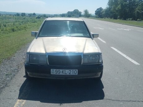 Mercedes 190 1986