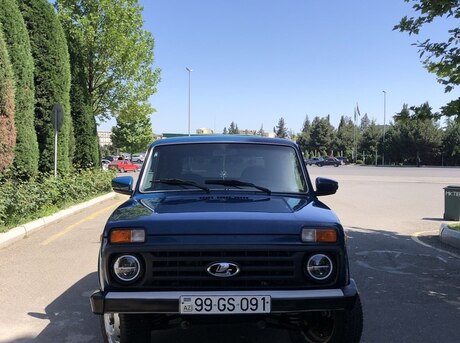 LADA (VAZ) Niva 2013