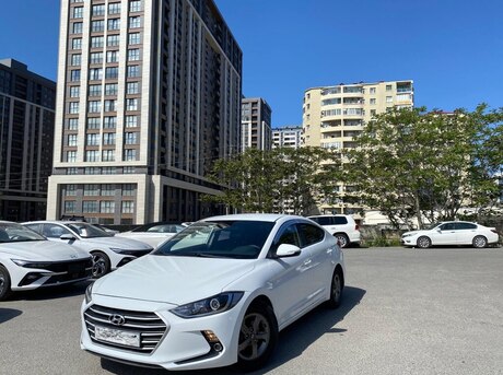 Hyundai Elantra 2015