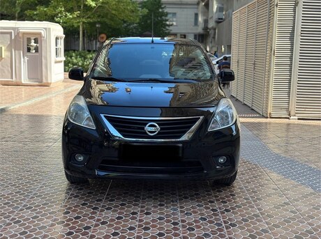 Nissan Sunny 2013