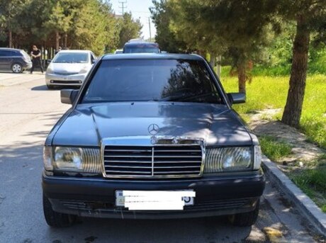 Mercedes 190 1993