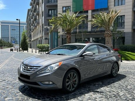 Hyundai Sonata 2011