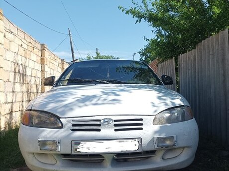 Hyundai Elantra 1996