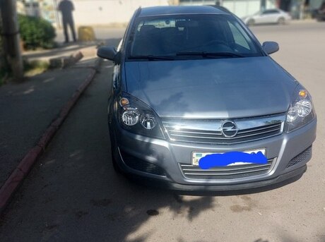 Opel Astra 2008
