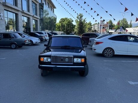 LADA (VAZ) 2107 2010