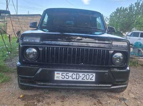 LADA (VAZ) Niva 2015