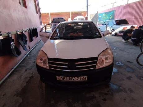 Geely MK 2012