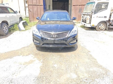 Hyundai Grandeur 2011