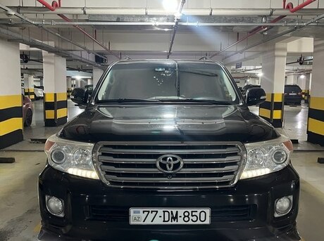 Toyota Land Cruiser 2013
