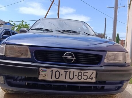 Opel Astra 1995