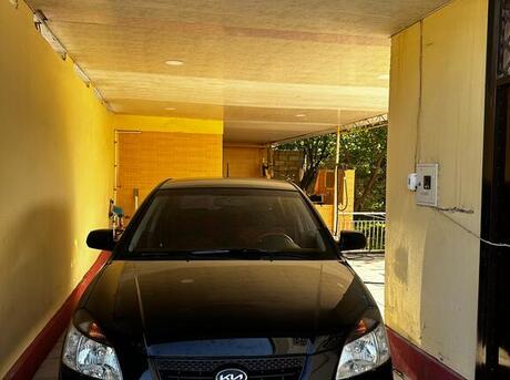 Kia Rio 2005