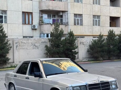 Mercedes 190 1990