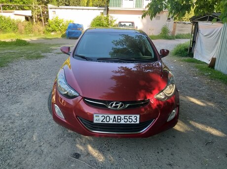 Hyundai Elantra 2011