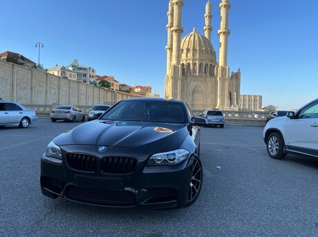 BMW 528