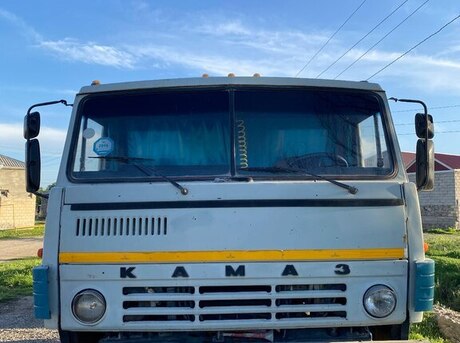 KamAz  1993