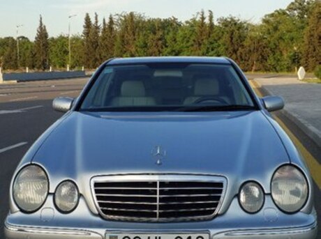 Mercedes E 270 2001