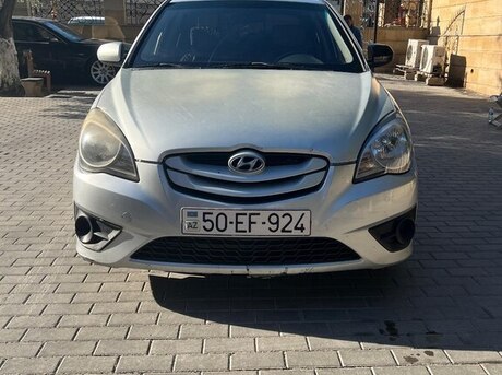Hyundai Verna 2009