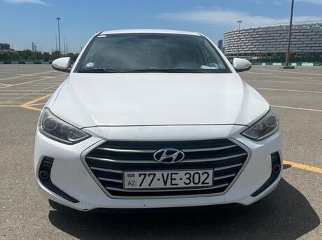 Hyundai Avante 2015