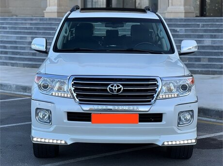 Toyota Land Cruiser 2013