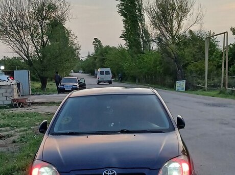Toyota Corolla 2005