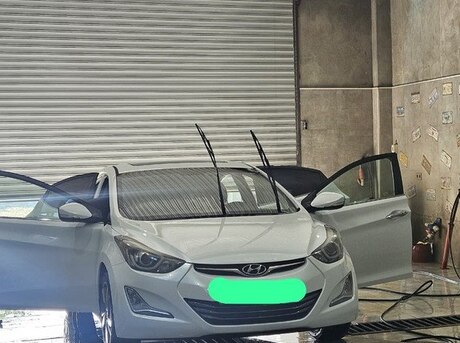 Hyundai Elantra 2016