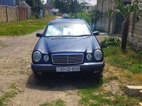 Mercedes E 240 1998