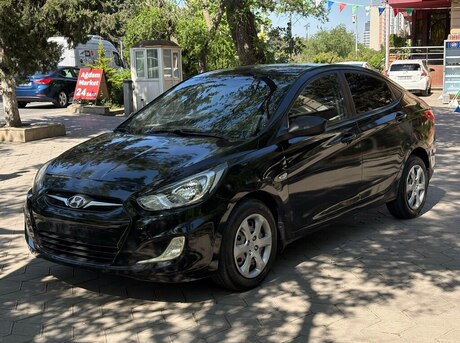 Hyundai Accent 2011