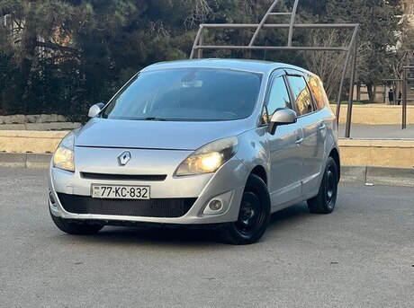 Renault Grand Scenic 2010