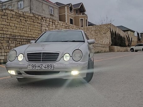 Mercedes E 280 2001