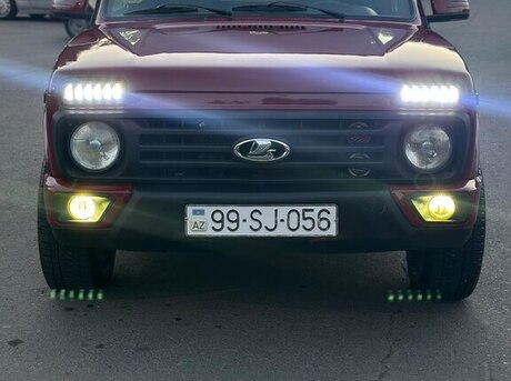 LADA (VAZ) Niva 2009