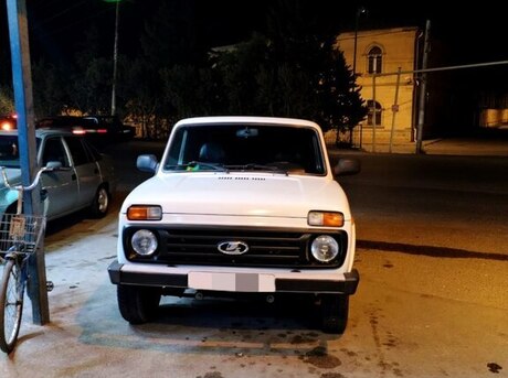 LADA (VAZ) Niva 2012